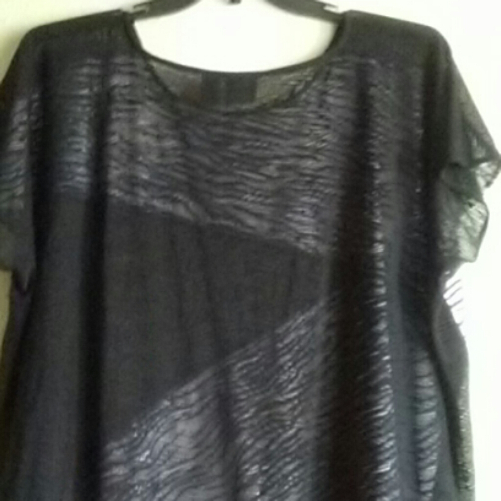 Traveler collection by Chico's Black&White Tunic - Picture 3 of 5